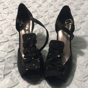 Madden Girl black heals